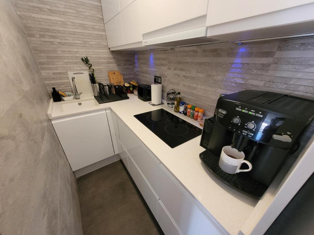 Attico Acuario, 2 Bathrooms Top Floor Appartment With Sea And Mountain Views Benalmadena Bagian luar foto