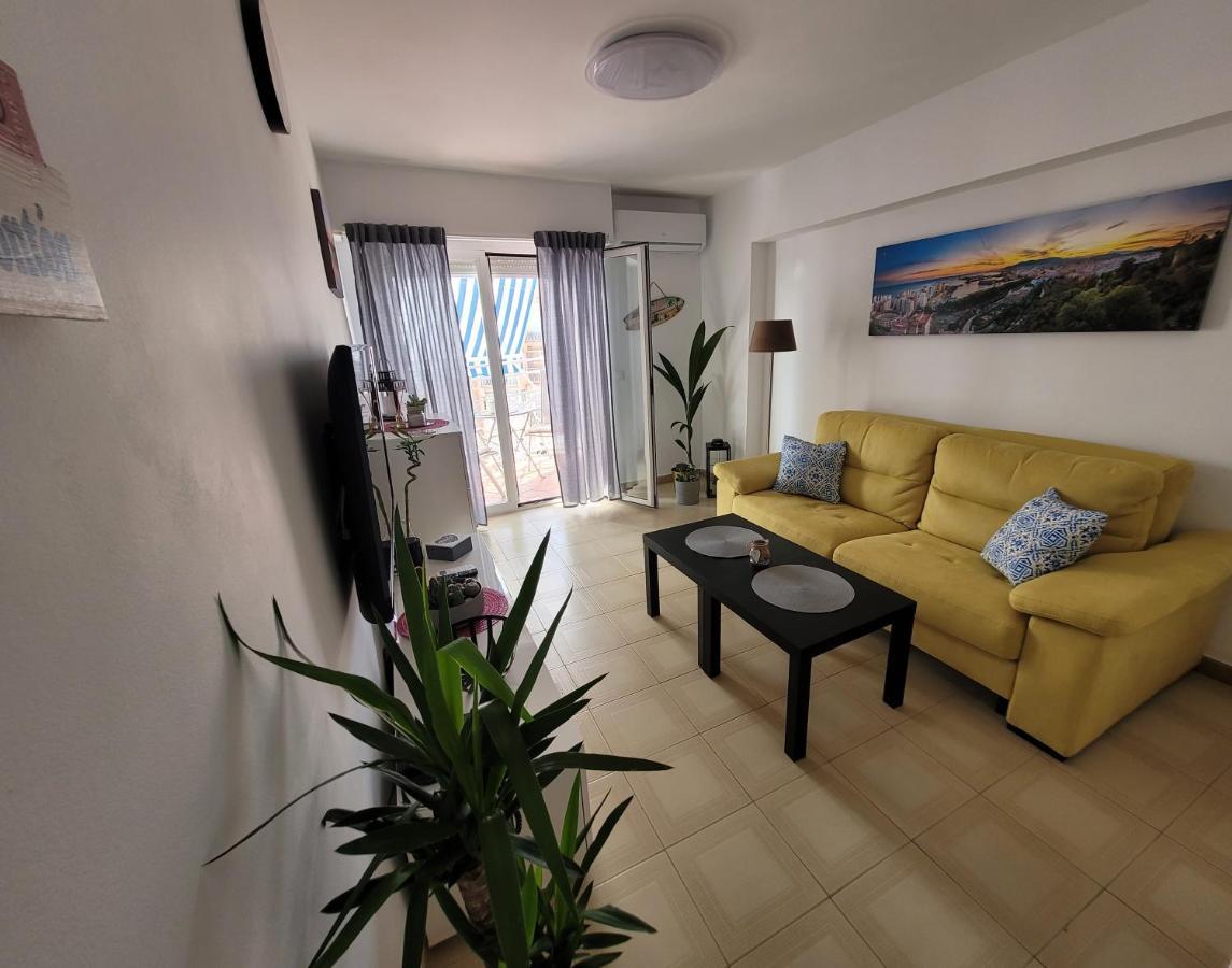 Attico Acuario, 2 Bathrooms Top Floor Appartment With Sea And Mountain Views Benalmadena Bagian luar foto